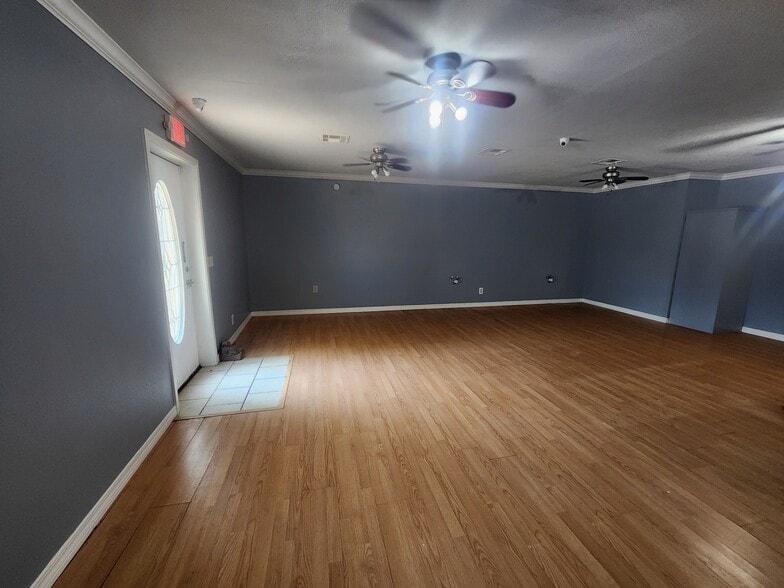 312 N Broadway St, Checotah, OK for sale - Building Photo - Image 2 of 5