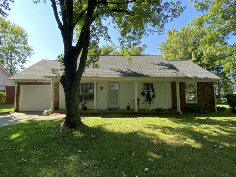 211 Shenandoah Pl, Henderson, KY for sale - Building Photo - Image 3 of 4