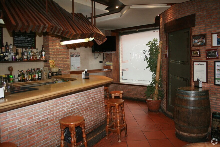 Multifamily in El Molar, Madrid for sale - Interior Photo - Image 1 of 1