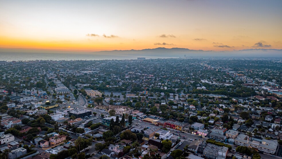 3105 Washington Blvd, Marina Del Rey, CA for lease - Aerial - Image 2 of 8