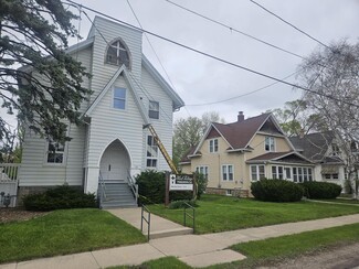 More details for 118 W Bent Ave, Oshkosh, WI - Specialty for Sale