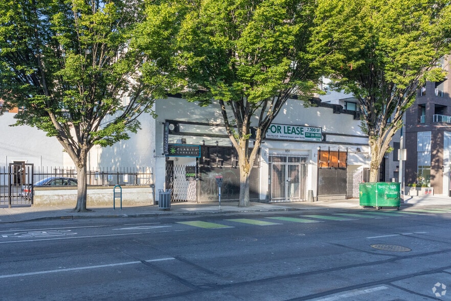 851 Johnson St, Victoria, BC for sale - Primary Photo - Image 1 of 1