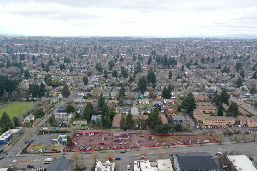 3659 SE Powell Blvd, Portland, OR for sale - Aerial - Image 1 of 1