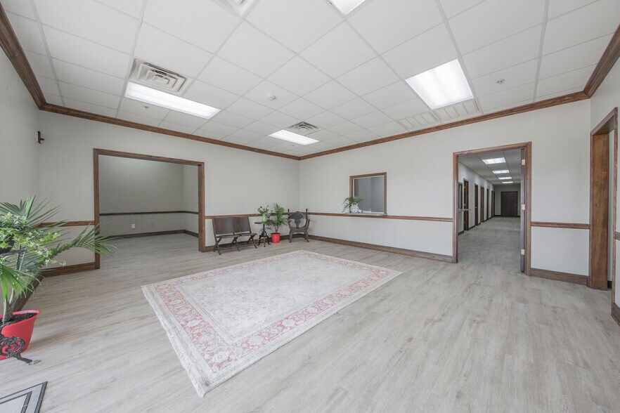 5328 Cypress St, West Monroe, LA 71291