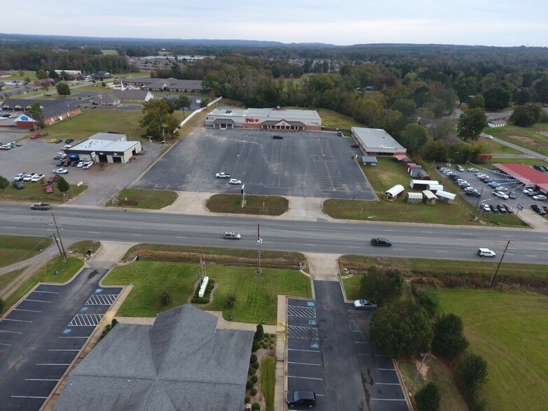 114-116 S Broadview St, Greenbrier, AR for sale - Building Photo - Image 1 of 1