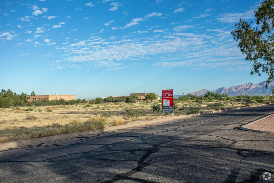 6755 E Southpoint Rd, Tucson, AZ for lease - Building Photo - Image 3 of 6