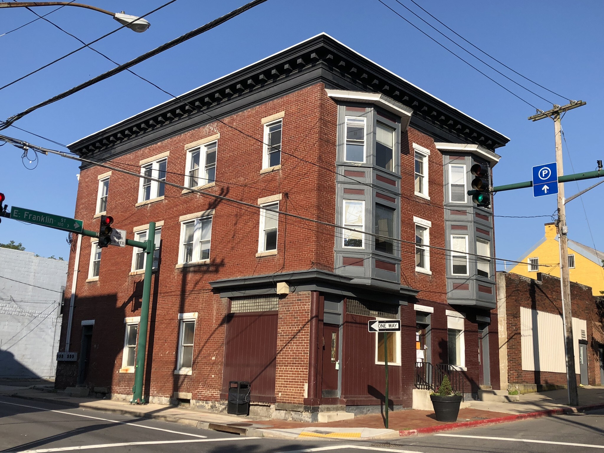 145 E Franklin St, Hagerstown, MD for sale Building Photo- Image 1 of 1