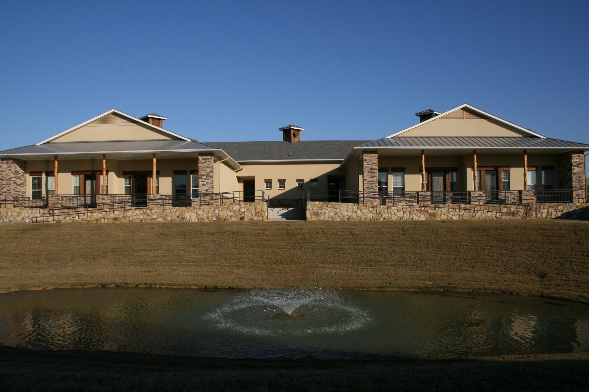 1011 Surrey Ln, Flower Mound, TX for lease Primary Photo- Image 1 of 27