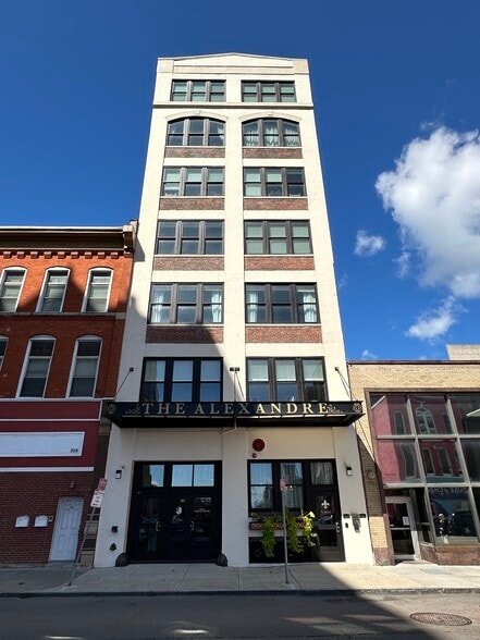 510 Washington St, Buffalo, NY for sale - Building Photo - Image 3 of 17
