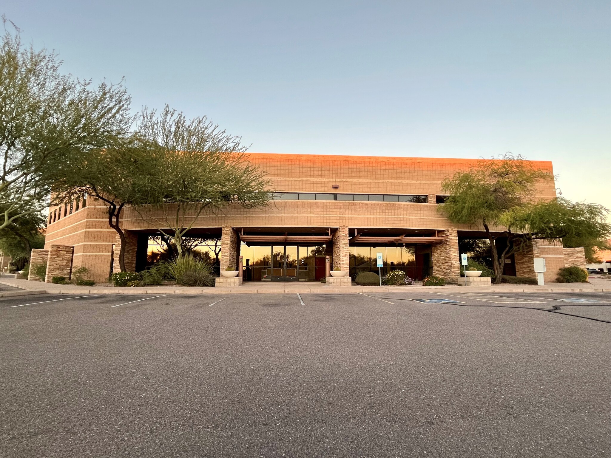 9160 E Bahia Dr, Scottsdale, AZ for lease Building Photo- Image 1 of 2