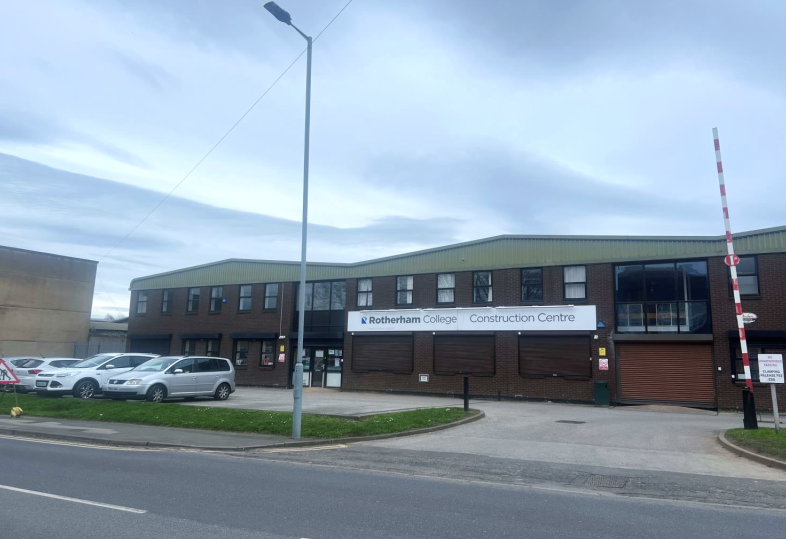 Rawmarsh Rd, Rotherham for lease - Building Photo - Image 1 of 4