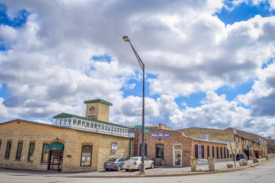 Flinn St, Batavia, IL for lease - Building Photo - Image 2 of 6