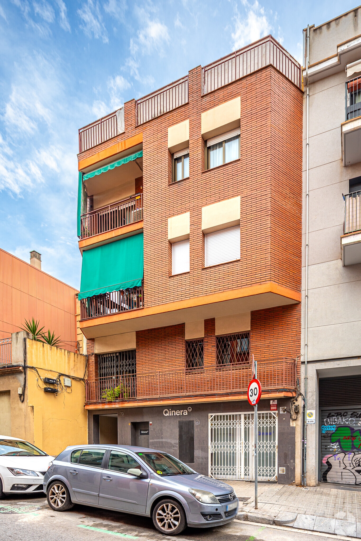 Carrer de la Mare de Deu del Coll, 70, Barcelona, Barcelona for sale Primary Photo- Image 1 of 2
