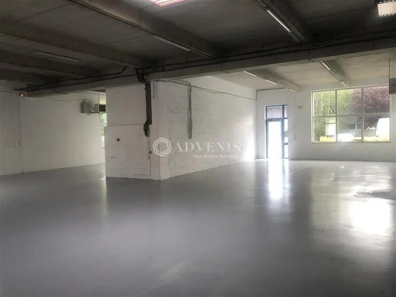 Flex in La Verrière for lease Interior Photo- Image 1 of 8