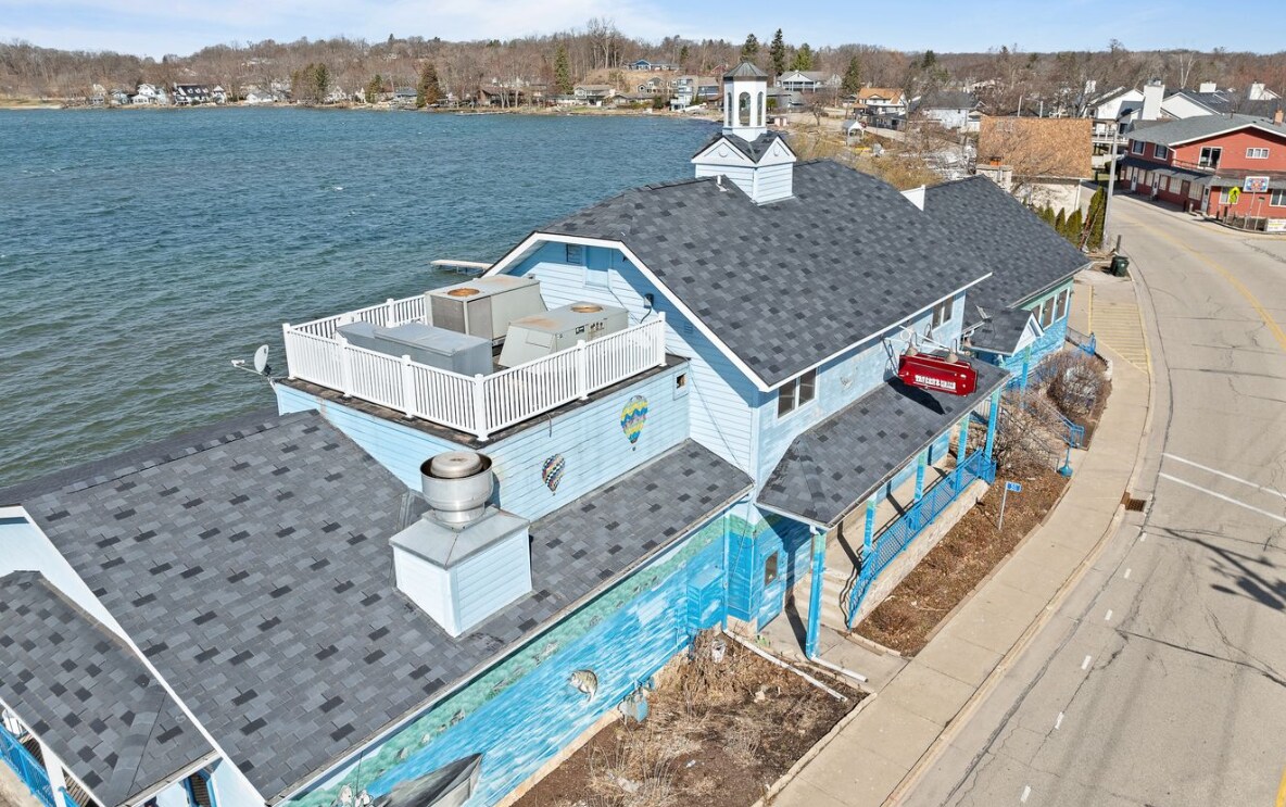 511 Wilmot Ave, Twin Lakes, WI for sale Primary Photo- Image 1 of 1