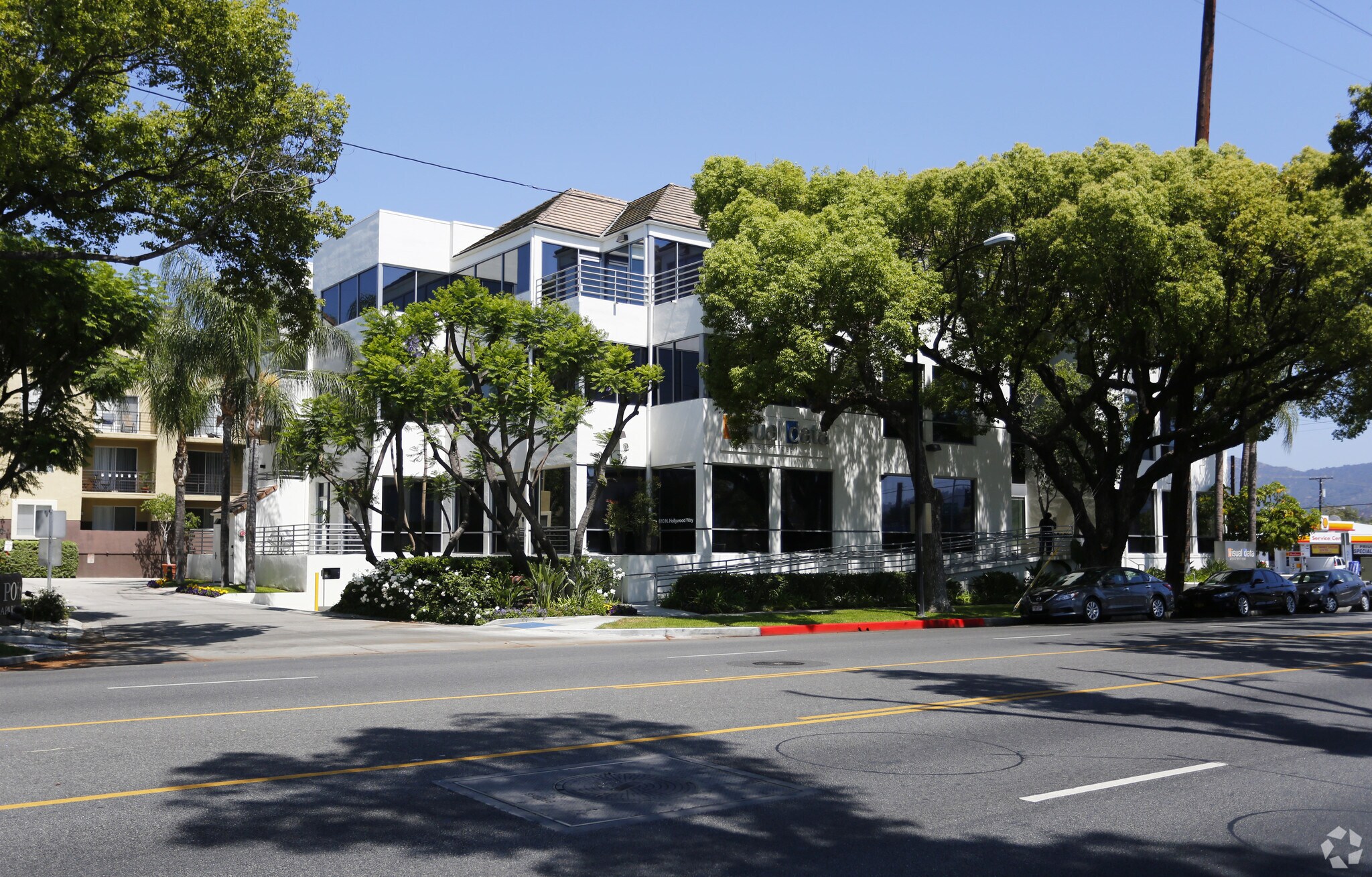 610 N Hollywood Way, Burbank, CA for sale Building Photo- Image 1 of 1