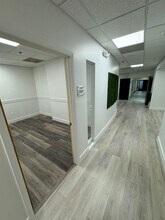 12550 Biscayne Blvd, North Miami, FL for lease Interior Photo- Image 1 of 3
