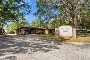7019 NW 11th Pl, Gainesville FL - Commercial Real Estate