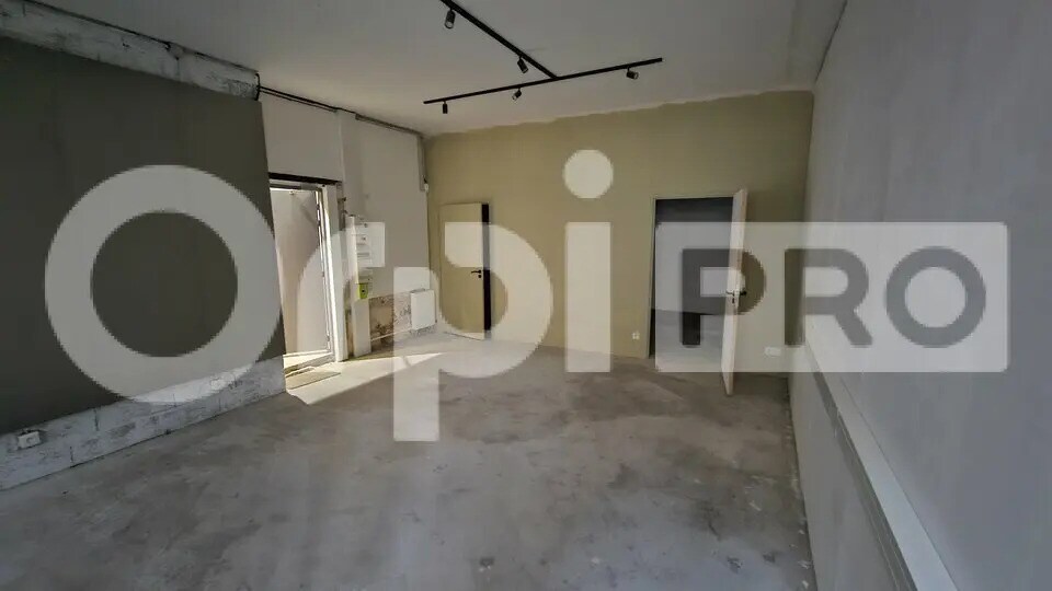 Retail in Bordeaux for lease - Interior Photo - Image 3 of 6
