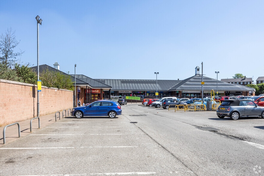 Portsmouth Rd, Sunderland for lease - Building Photo - Image 2 of 2