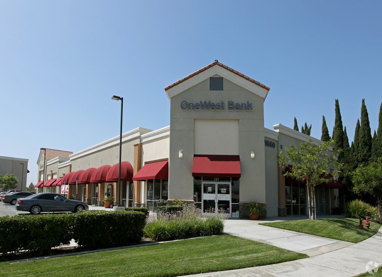 1166011710 South St, Artesia, CA 90701 City Plaza