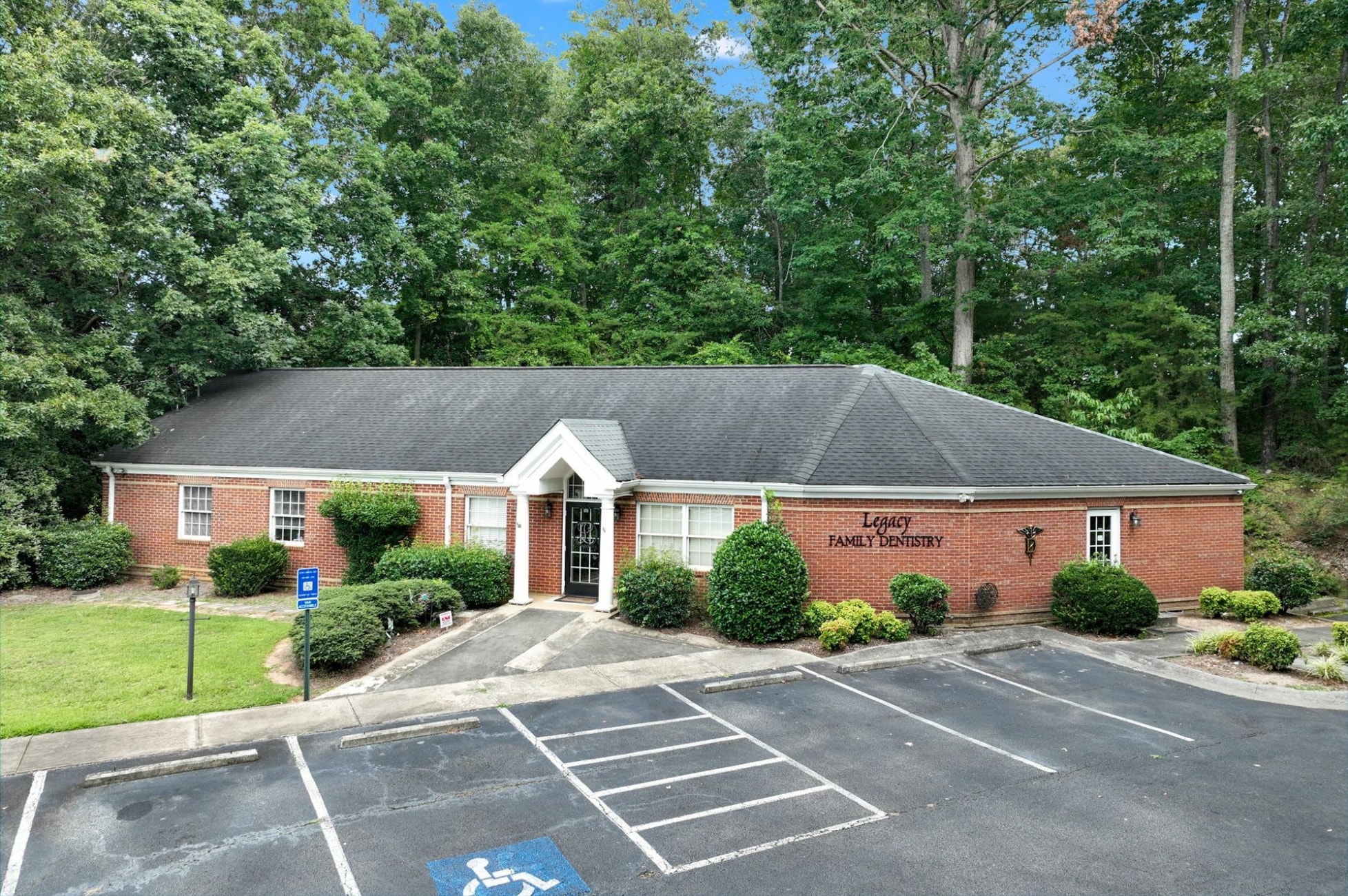 224 Shallowford Rd NW, Gainesville, GA for lease Building Photo- Image 1 of 36