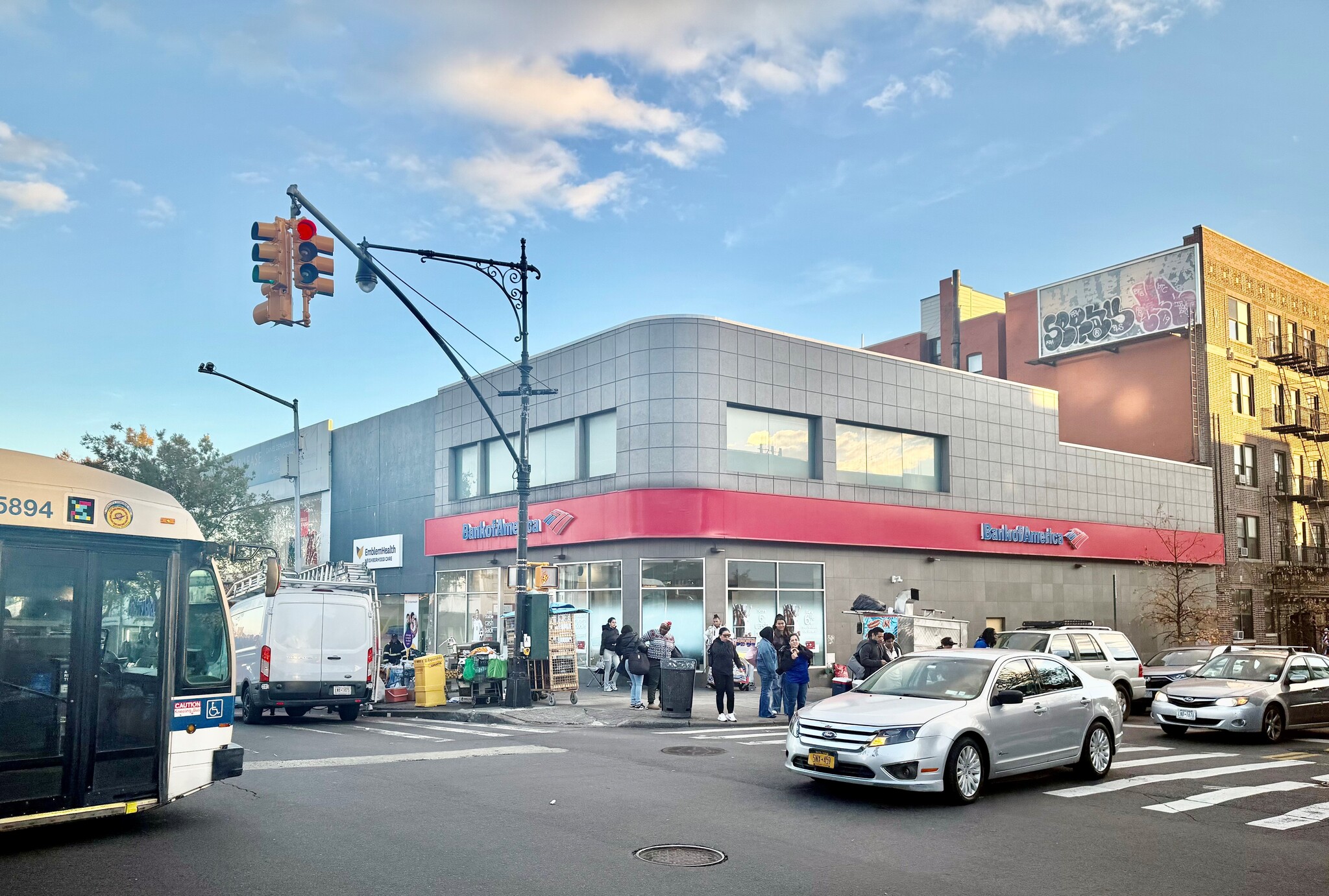 248-260 E Fordham Rd, Bronx, NY for sale Building Photo- Image 1 of 5