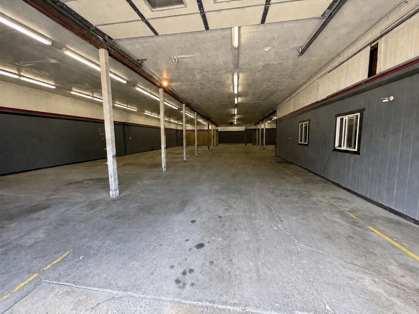 1890 Washington Blvd, Ogden, UT for lease Interior Photo- Image 1 of 12