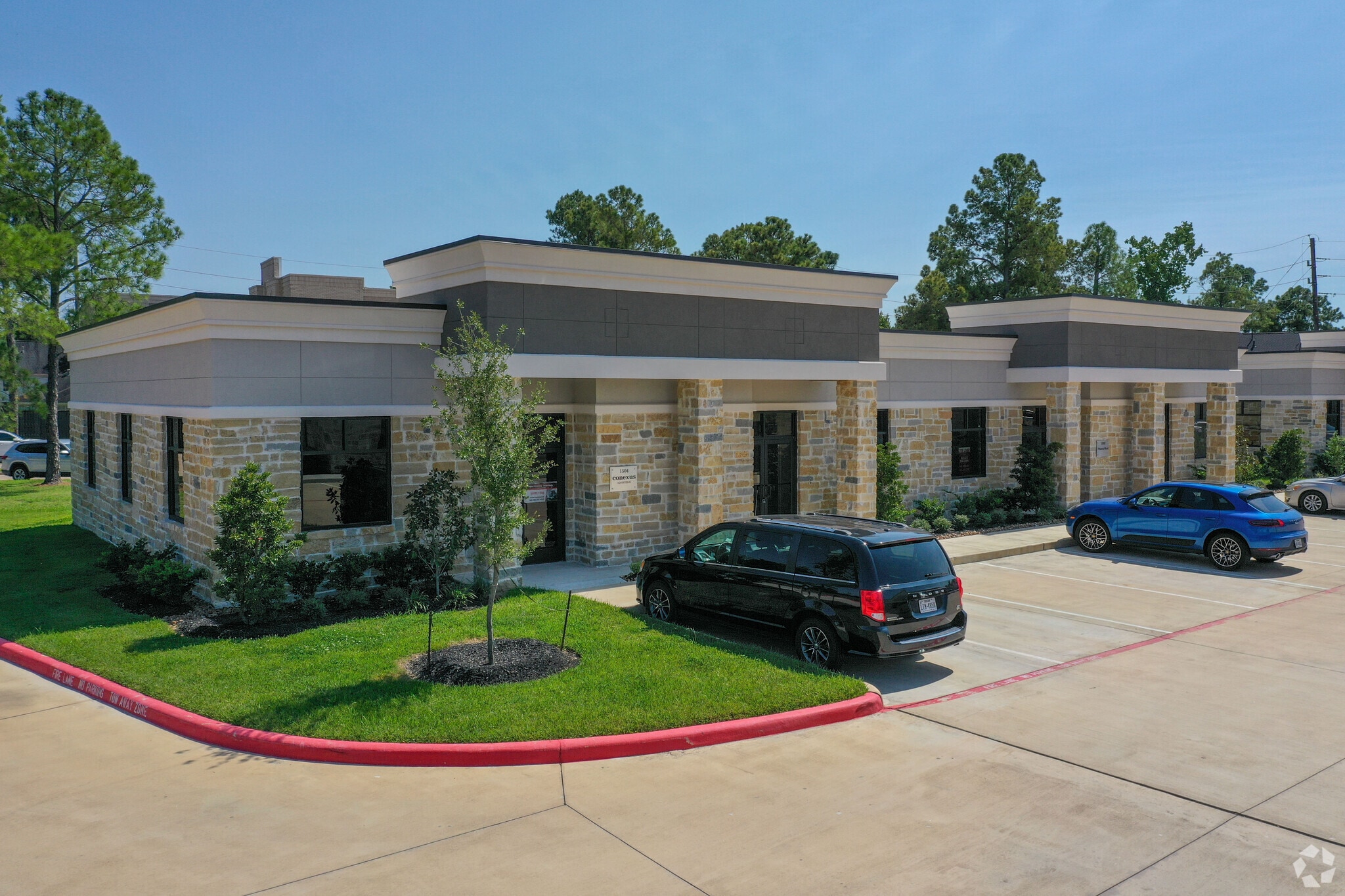 633 E Fernhurst Dr, Katy, TX for lease Primary Photo- Image 1 of 11