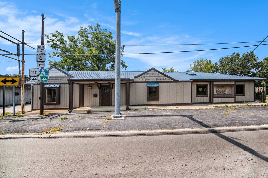 210 E Maumee Ave, Napoleon, OH for sale - Building Photo - Image 1 of 1