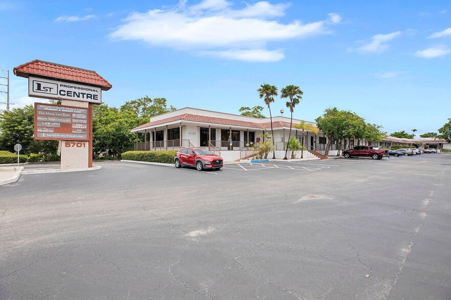 5701 Overseas Hwy, Marathon, FL for sale - Building Photo - Image 3 of 4