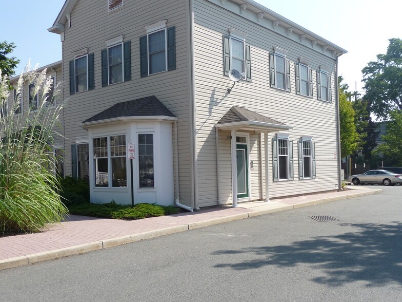 3685-3697 Nottingham Way, Trenton, NJ for sale - Building Photo - Image 1 of 1