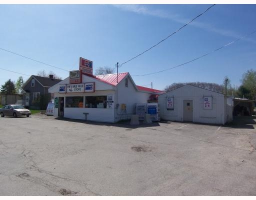 2354 Broadway, Bangor, ME for sale - Primary Photo - Image 1 of 1