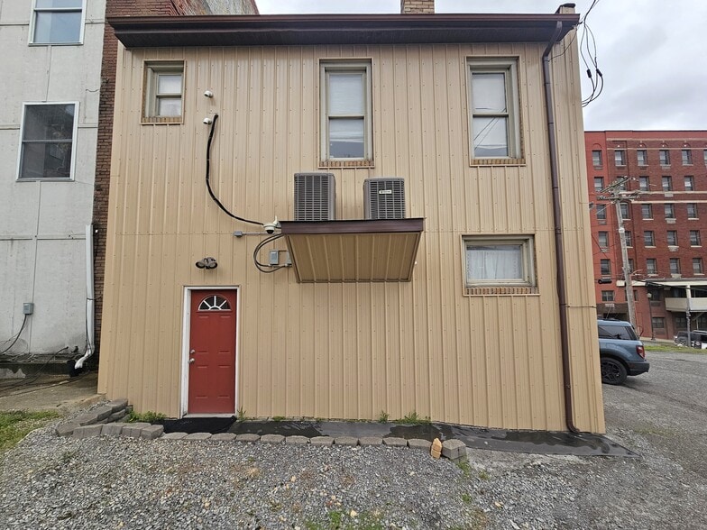 219 Jefferson St, Fairmont, WV for sale - Building Photo - Image 2 of 22