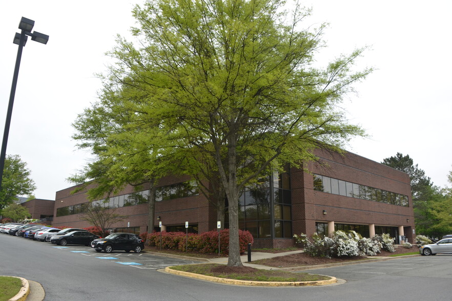 801-899 Brightseat Rd, Landover, MD for lease - Building Photo - Image 2 of 7