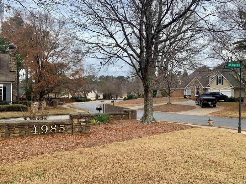 Portfolio of 2 Marietta, GA Office Properties for Sale