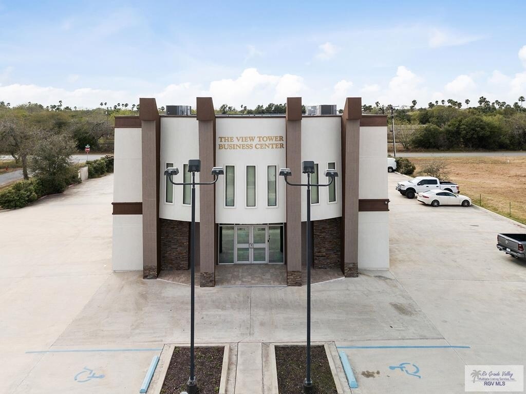 8015 N Expressway 77, Olmito, TX 78575