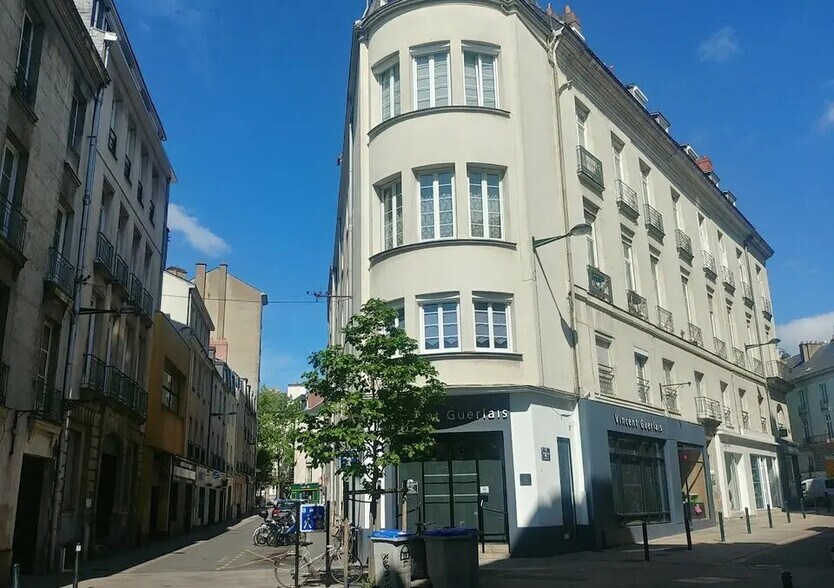 Office in Nantes for lease - Building Photo - Image 1 of 5