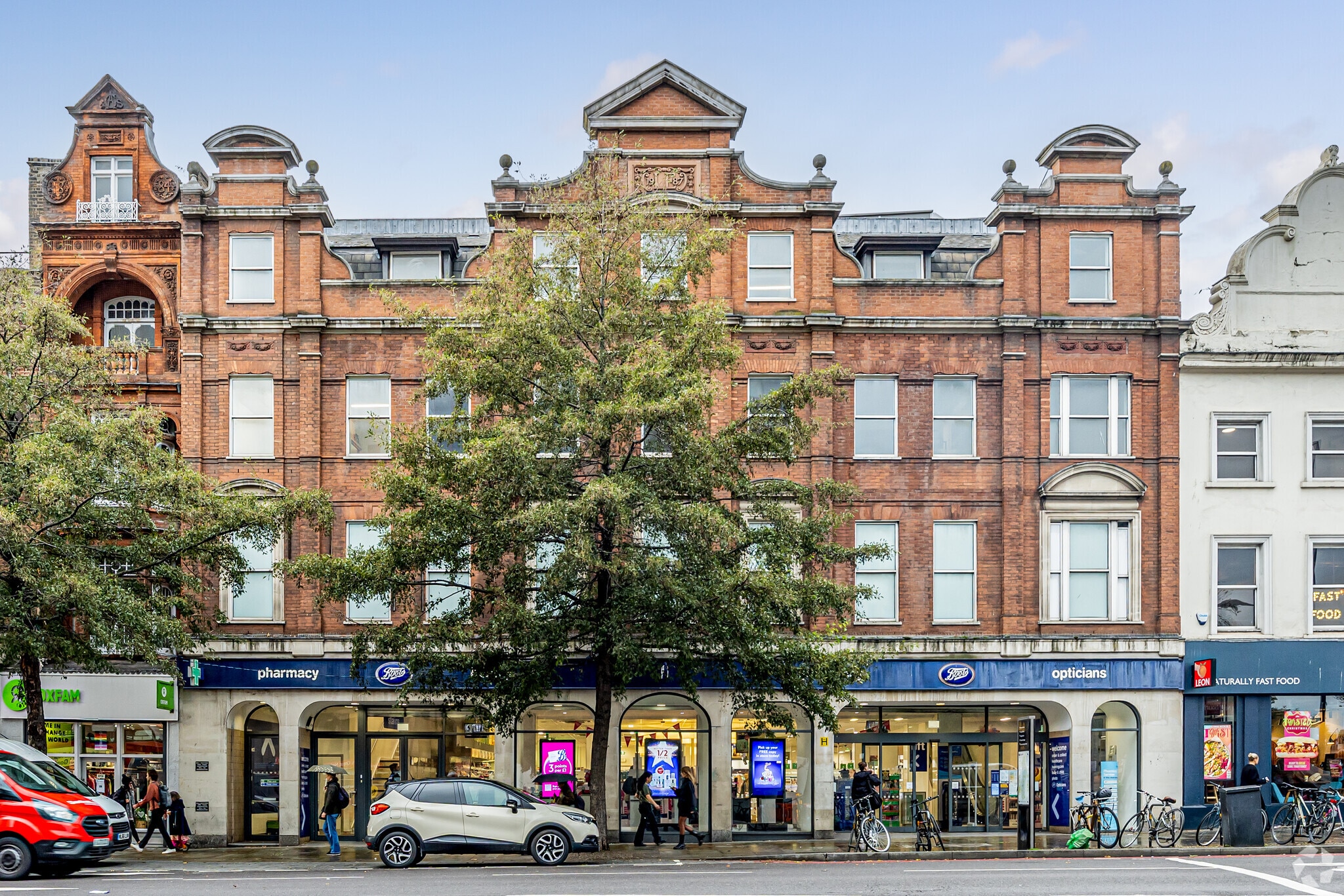 31-37 Islington High St, London for sale Primary Photo- Image 1 of 1
