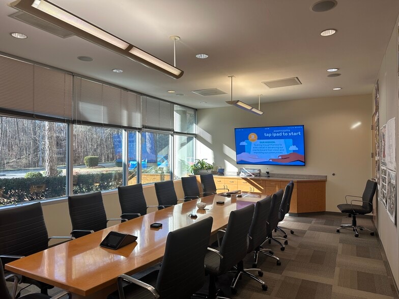 2905 Meridian Pky, Durham, NC for lease - Building Photo - Image 3 of 5