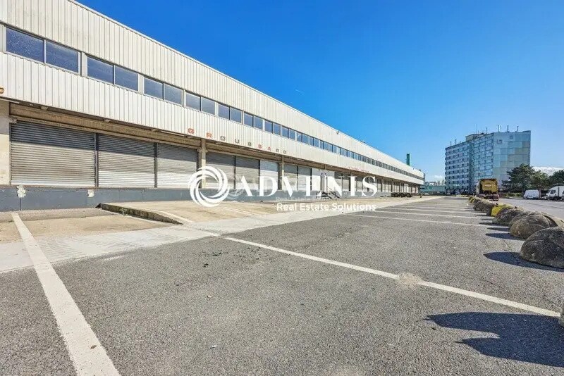 Industrial in Aulnay-sous-Bois for lease - Building Photo - Image 1 of 7