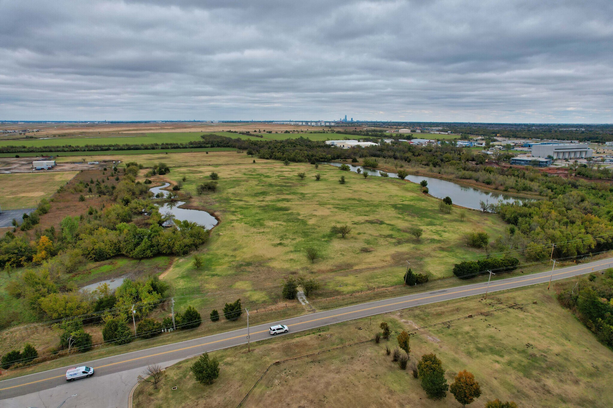 SW 119th and I-44, Oklahoma City, OK for sale Building Photo- Image 1 of 1