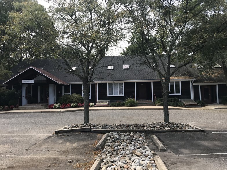 282-290 Chester Ave, Moorestown, NJ for sale - Building Photo - Image 1 of 1