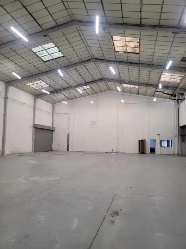 Office in Saint-Jean-de-Braye for lease Interior Photo- Image 1 of 4