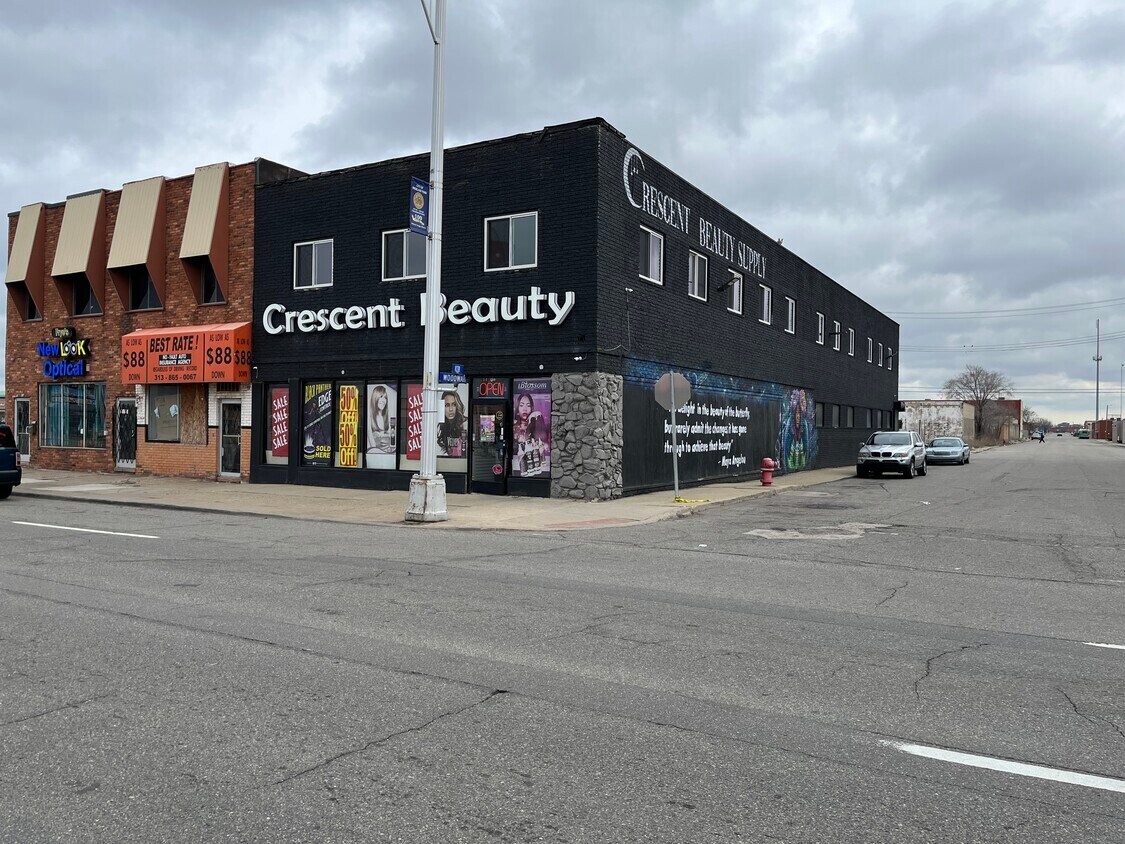 14000 Woodward Ave, Highland Park, MI for lease Primary Photo- Image 1 of 2