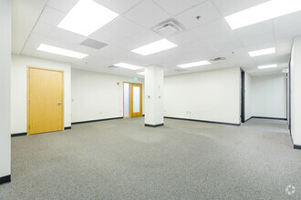 315 E Eisenhower Pky, Ann Arbor, MI for lease Interior Photo- Image 2 of 4