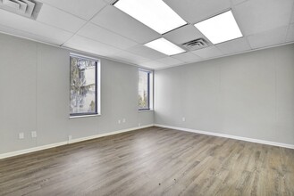 835 Louisa St, Lansing, MI for lease Interior Photo- Image 2 of 10