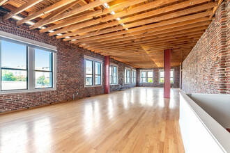 1099 Folsom St, San Francisco, CA for lease Building Photo- Image 1 of 5