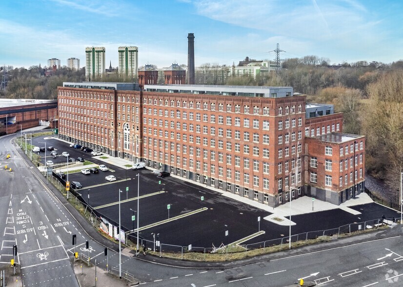 Water St, Stockport for lease - Building Photo - Image 1 of 14