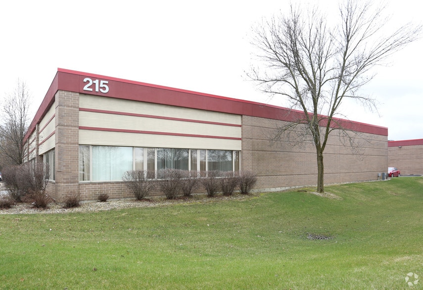 16W215 83rd St, Burr Ridge, IL for lease - Building Photo - Image 2 of 5